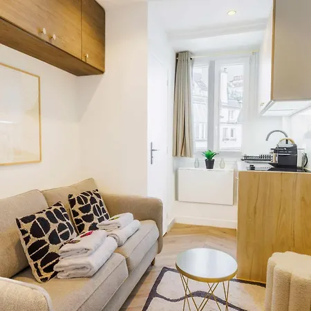 2p On The Rooftops Of *